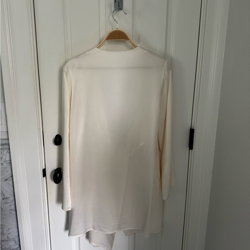 Lilysilk white silk robe - Picture 5 of 5